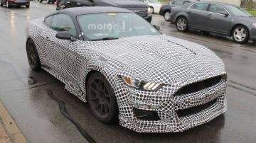 Новые фото заряженного Ford Mustang Shelby "слили" в Сеть