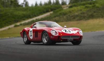 Легендарный Ferrari продали по рекордной цене