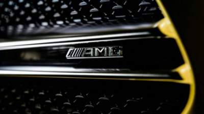 Mercedes-Benz показал допремьерное фото AMG A35