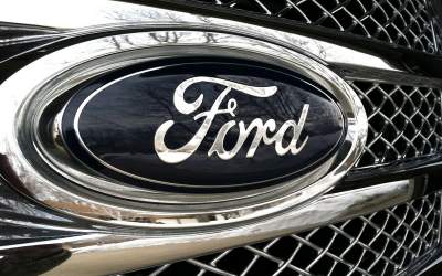 Ford опроверг слухи об остановке выпуска популярных моделей