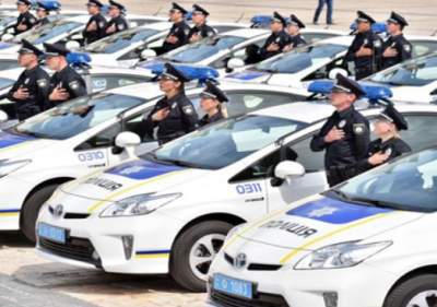 Для украинской полиции закупили новые автомобили