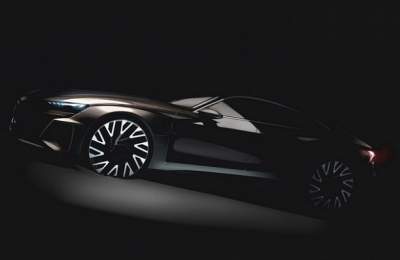 Audi бросит вызов Tesla с новым e-Tron GT