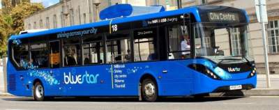 В Британии появился автобус, который очищает воздух на ходу