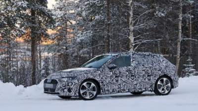 Фотошпионы показали интерьер новой Audi S3