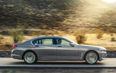 BMW презентовала рестайлинговый 7-Series