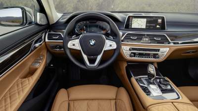BMW презентовала рестайлинговый 7-Series