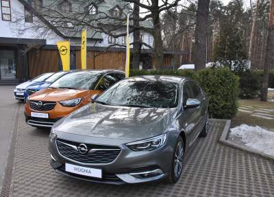 Opel привезла в Украину новые кроссоверы