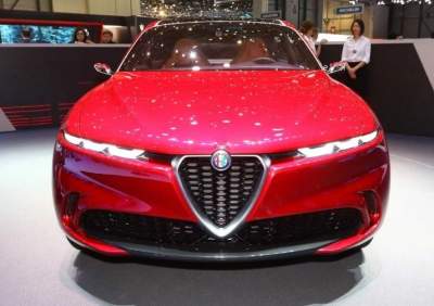 Alfa Romeo представила гибридный кроссовер Tonale