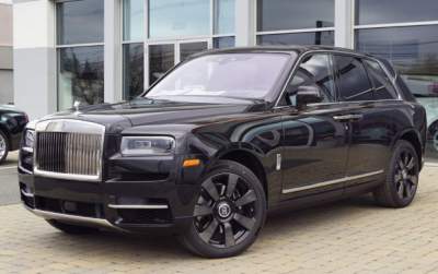 Редкая модель Rolls-Royce получила днепровские номера