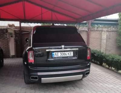 В Украине видели роскошный Rolls-Royce  