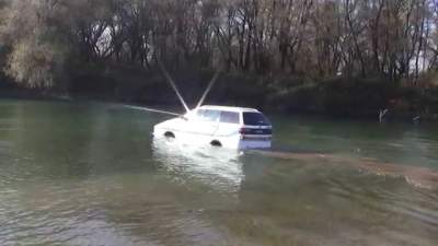 Украинец превратил VW Passat в «дельфина»