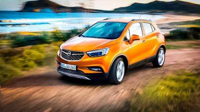 Opel сняла с производства два хэтчбека и кроссовер