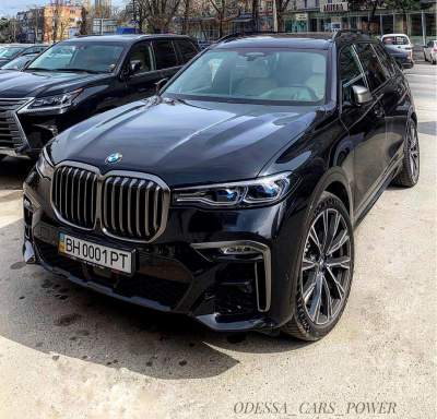 На украинских дорогах видели роскошный BMW X7 2019