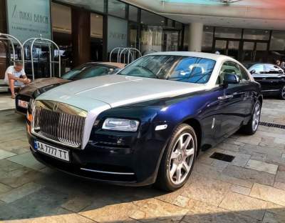 В Монако видели роскошный Rolls-Royce на украинских номерах