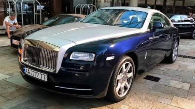 Одну из самых дорогих машин Украины засняли в Монако
