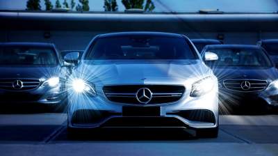 Автомобили Mercedes будут сами находить безопасные парковки