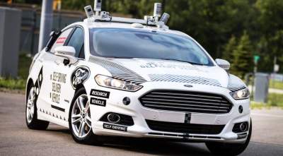 Ford позволит управлять своими машинами со смартфона