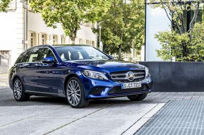 Mercedes-Benz презентовала гибриды С- и Е-Class