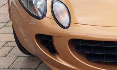 В США страховики списали Lotus Elise из-за небольшой царапины