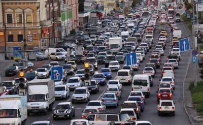 Украинские дороги могут лишиться поворотов налево