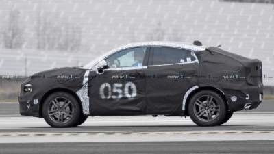 Бренд Volvo-Geely вывел на тесты новый купе-кросс