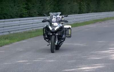 BMW показала прототип своего беспилотного мотоцикла