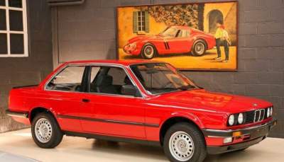 В Бельгии продают BMW E30 1985 года без пробега