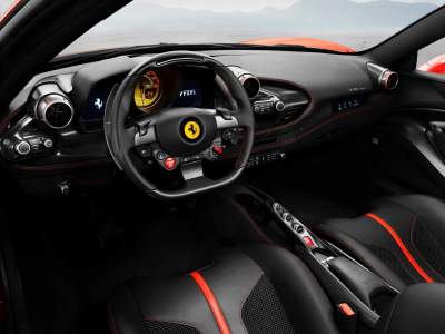 Ferrari презентовала суперкар F8 Tributo