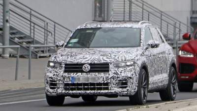 Volkswagen рассекретила дизайн обновленного T-Roc R