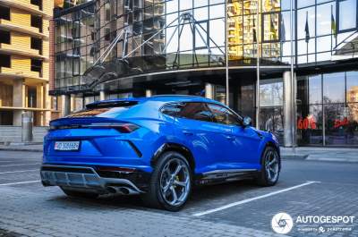 В Киеве видели редкий Lamborghini Urus