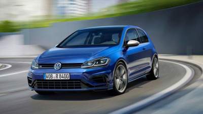 Одно авто в 41 секунду: Volkswagen Golf ставит рекорды по продажам